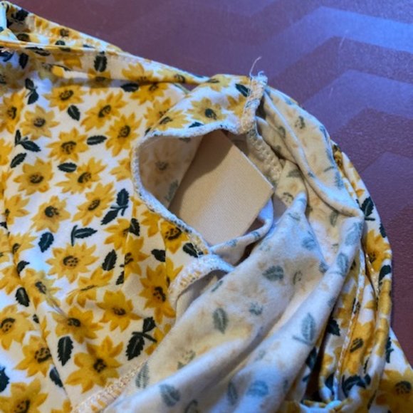 No Boundaries cardigan and tank set - Picture 11 of 15